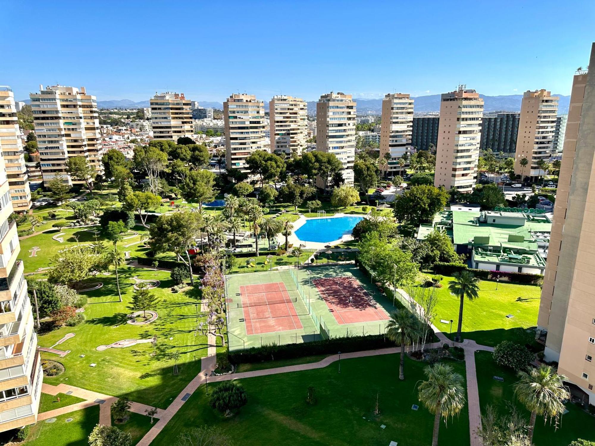 Playamar Paradise Sea Views Торемолинос Екстериор снимка